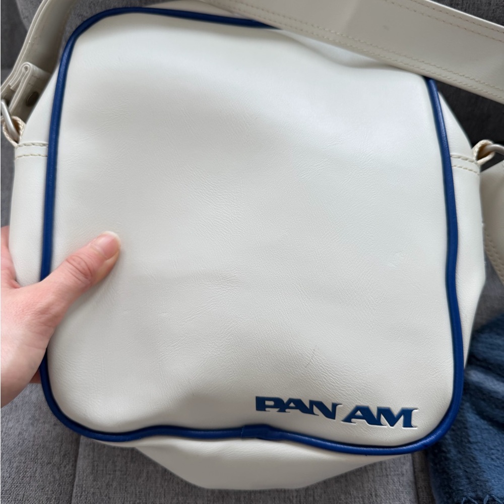 Pan Am Cabin Messenger Bag Unused with Tags - Picture 6 of 7